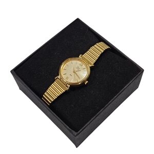 Vintage Timex Quartz Ladies Gold Tone Watch 6.75 inch